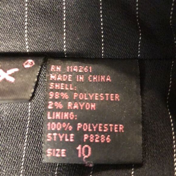 Shape FX’s Peplum Pinstripes Darted Crop Blazer Timeless Wide Lapel. Fully Lined - Picture 15 of 17